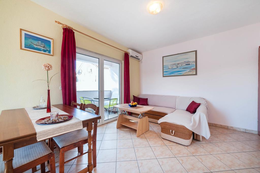 Apartments Maras Sibenik Ngoại thất bức ảnh