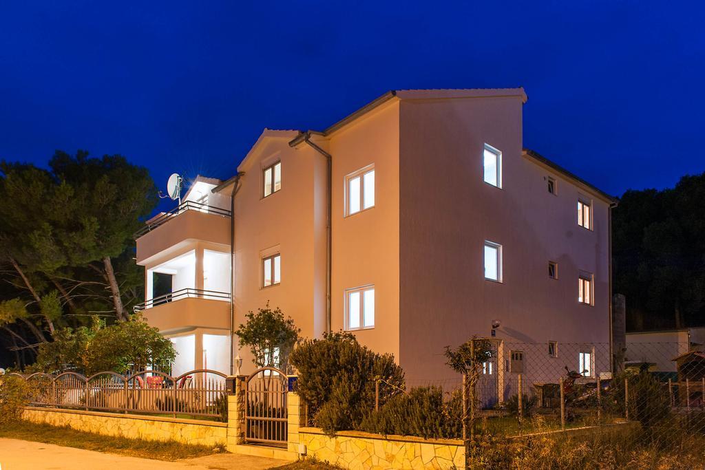 Apartments Maras Sibenik Ngoại thất bức ảnh